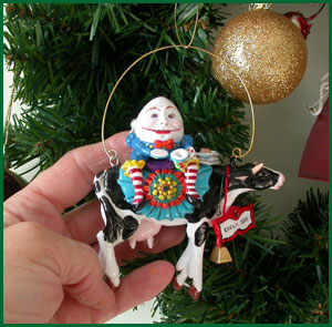 Cream Tea Humpty clay ornament and necklace