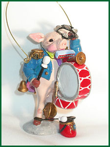 Pig One-Man-Band clay figurine