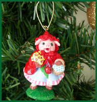Red Riding Pig clay ornament Red Riding Pig clay ornament